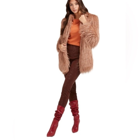 NWT GUESS Maurizia Faux Fur Coat/ LIGHT RUM - Picture 1 of 9